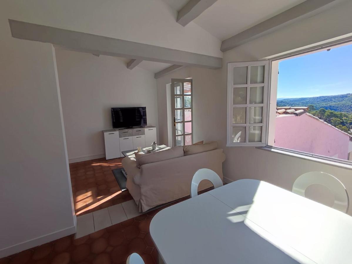 Les Reflets Du Lac Apartment Еспарон-де-Вердон Екстериор снимка