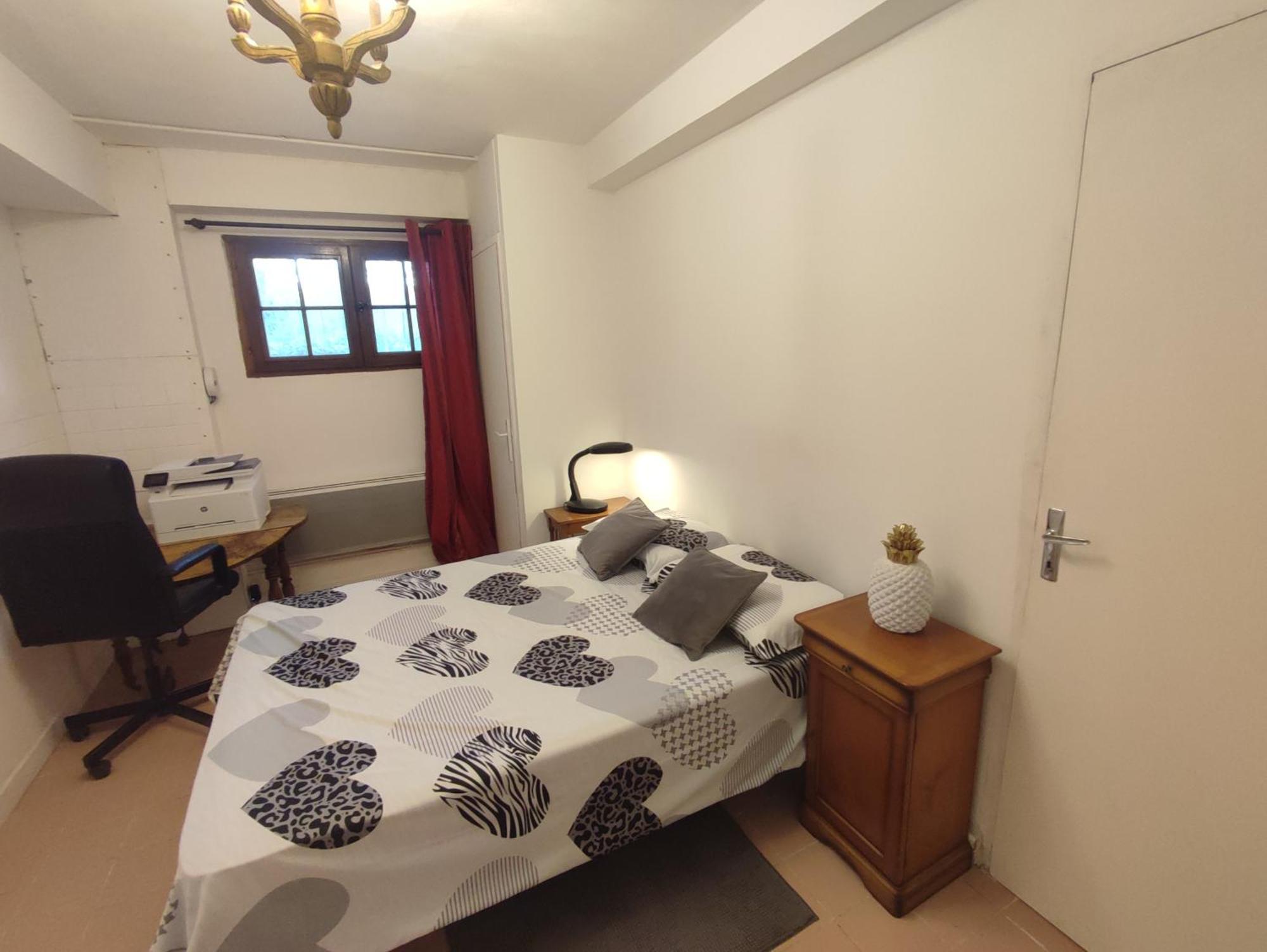 Les Reflets Du Lac Apartment Еспарон-де-Вердон Екстериор снимка